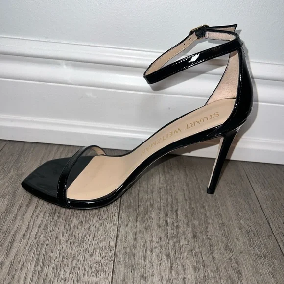 Stuart Weitzman Nudistcurve Black Patent Heels - Picture 4 of 8